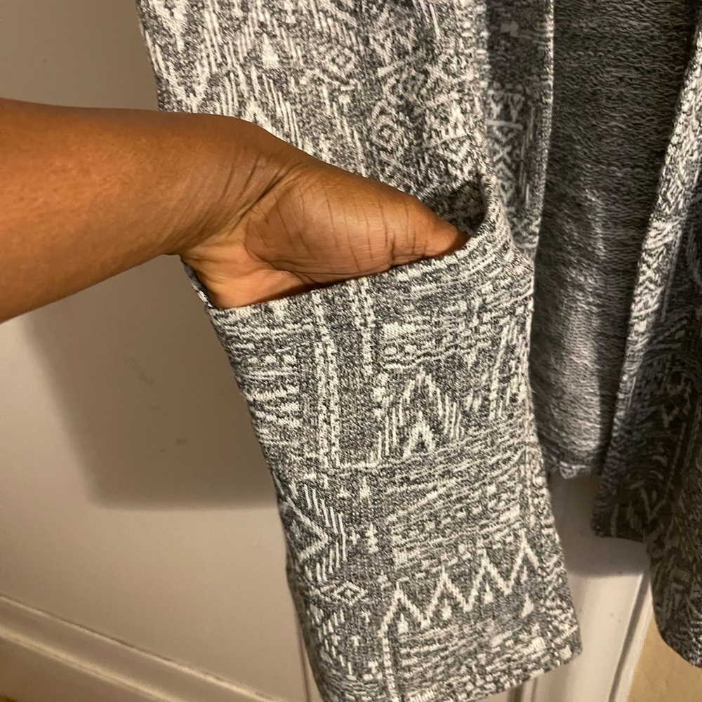 Gray Patterned Women's Jacket - image 4